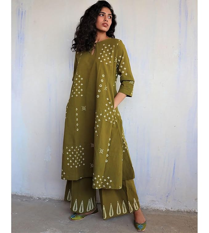 Green Bandhani Block Print Suit Set - Image 2