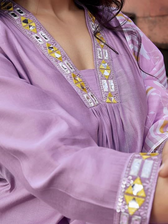 Chanderi Kurta Pant Dupatta Set - Image 4