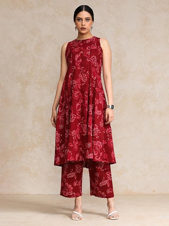 Floral Printed Halter Neck Anarkali Kurta with Trouser - Image 5